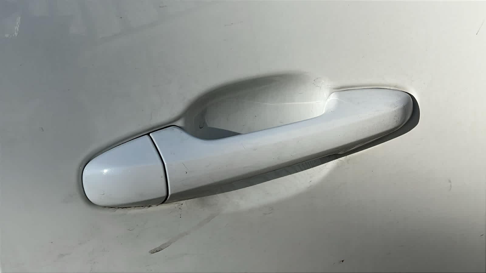 Thumbnail: 2017 Toyota Tacoma - 18