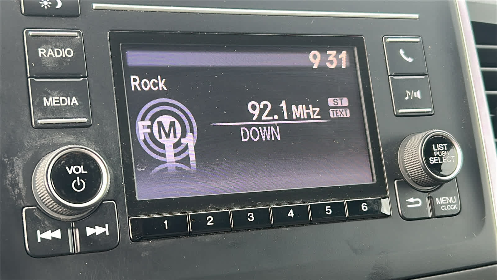 Thumbnail: 2019 Honda Pilot - 15