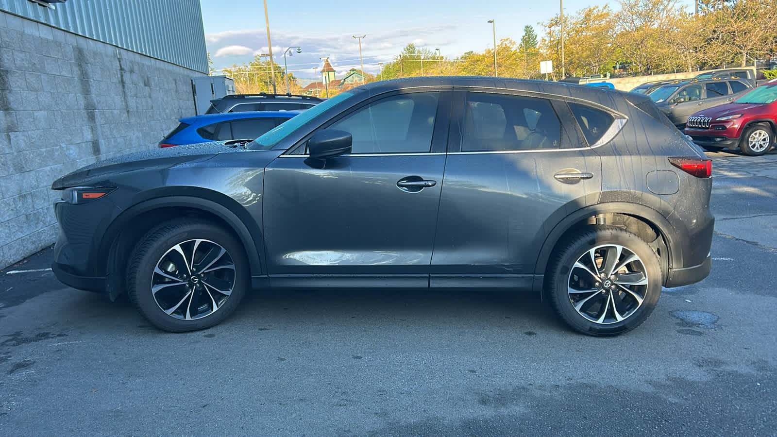 Thumbnail: 2022 Mazda CX-5 - 6