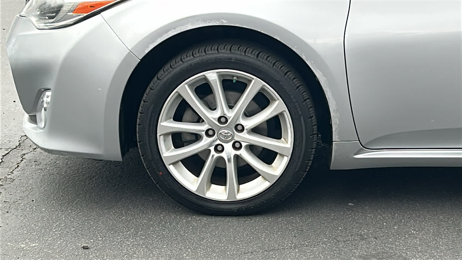 Thumbnail: 2015 Toyota Avalon - 9