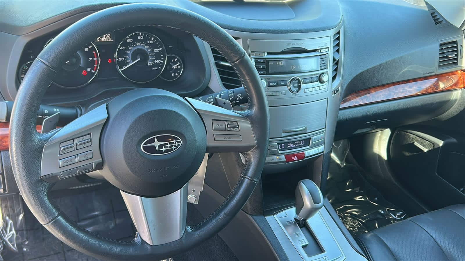 Thumbnail: 2010 Subaru Outback - 10