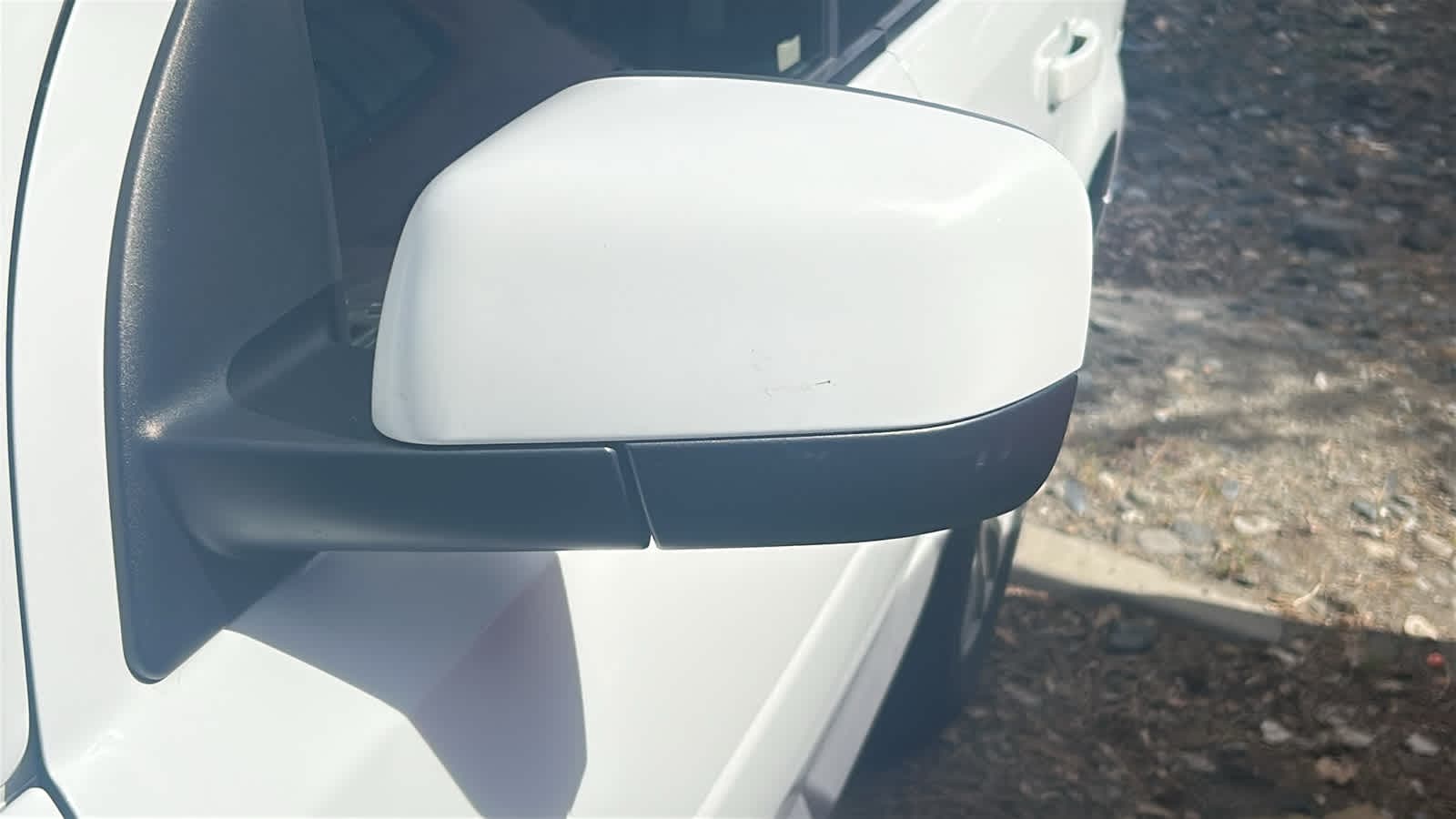 Thumbnail: 2014 Land Rover LR2 - 6