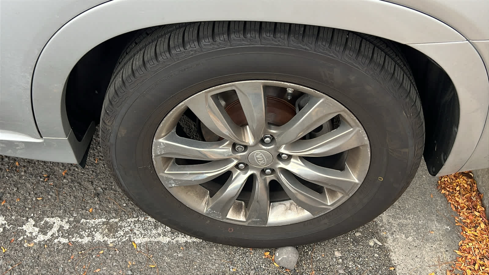 Thumbnail: 2012 Kia Sorento - 15