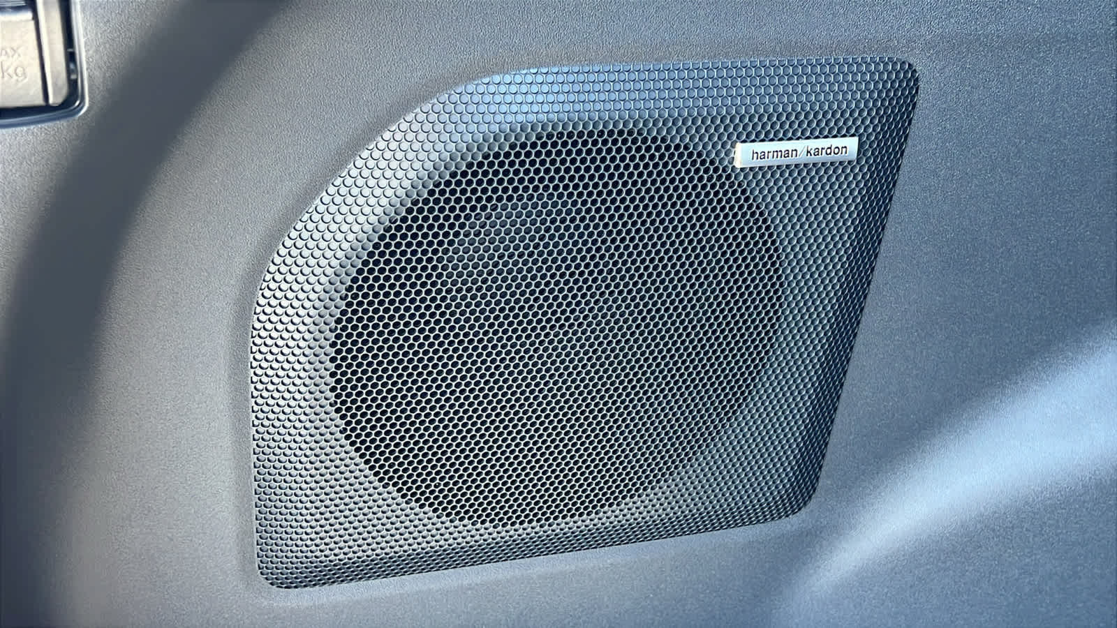 2025 Subaru Solterra Limited 31