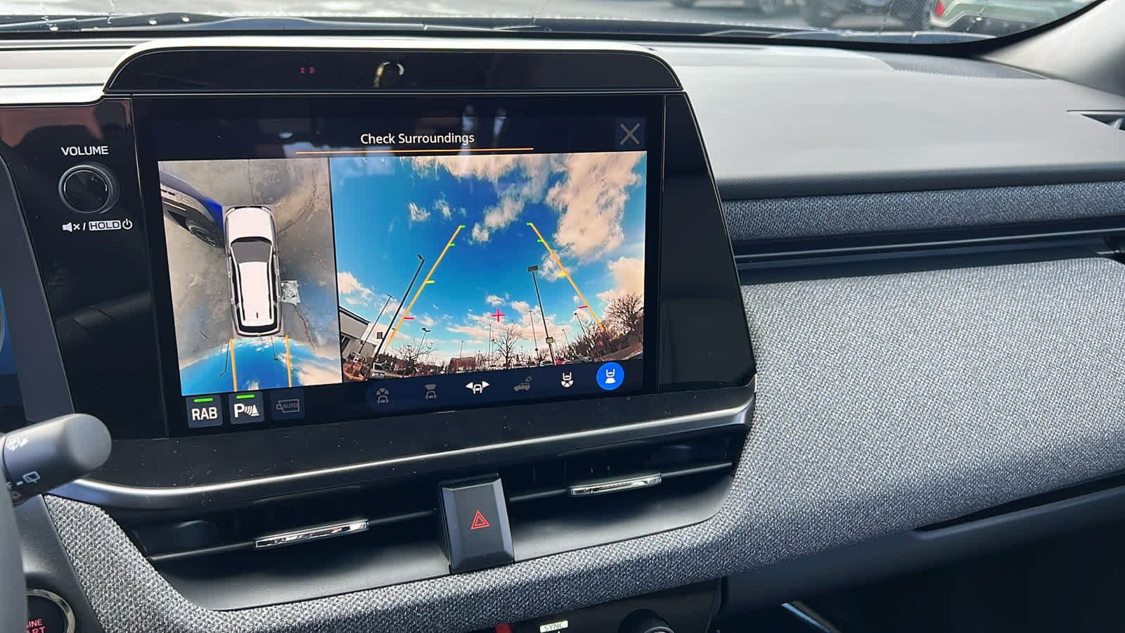 Thumbnail: 2026 Subaru Outback - 16