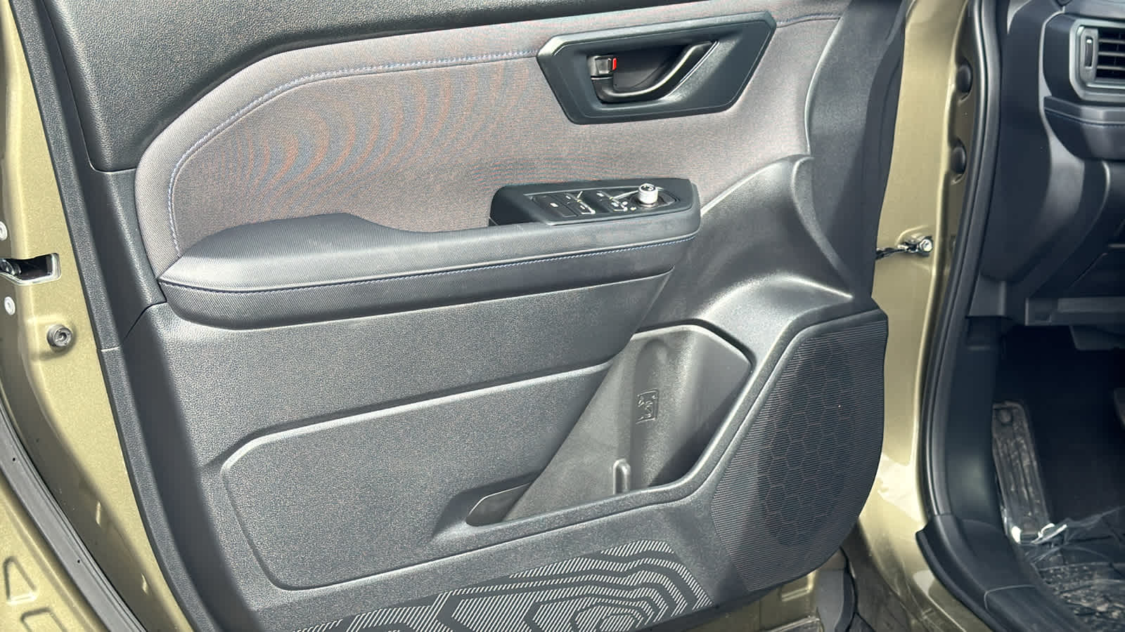 Thumbnail: 2025 Subaru Forester - 24