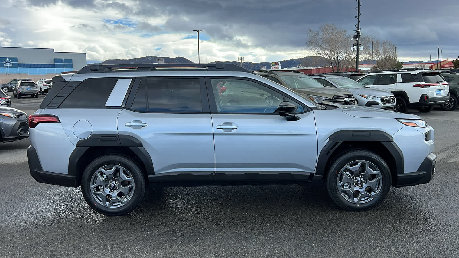 Thumbnail: 2026 Subaru Outback - 4