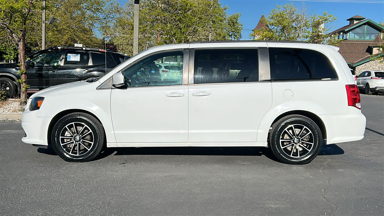 Thumbnail: 2018 Dodge Grand Caravan - 8