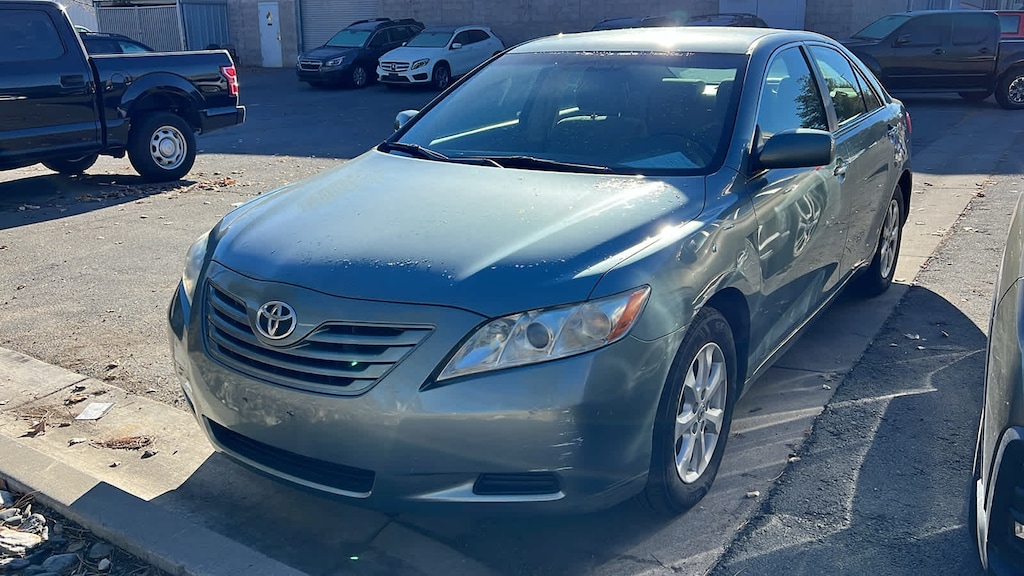 Used 2007 Toyota Camry LE Sedan