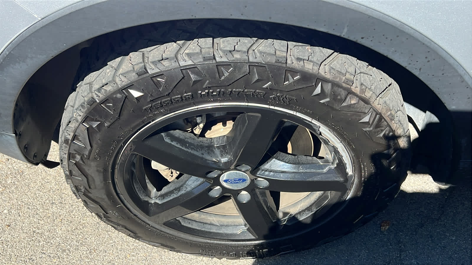 Thumbnail: 2016 Ford Explorer - 3