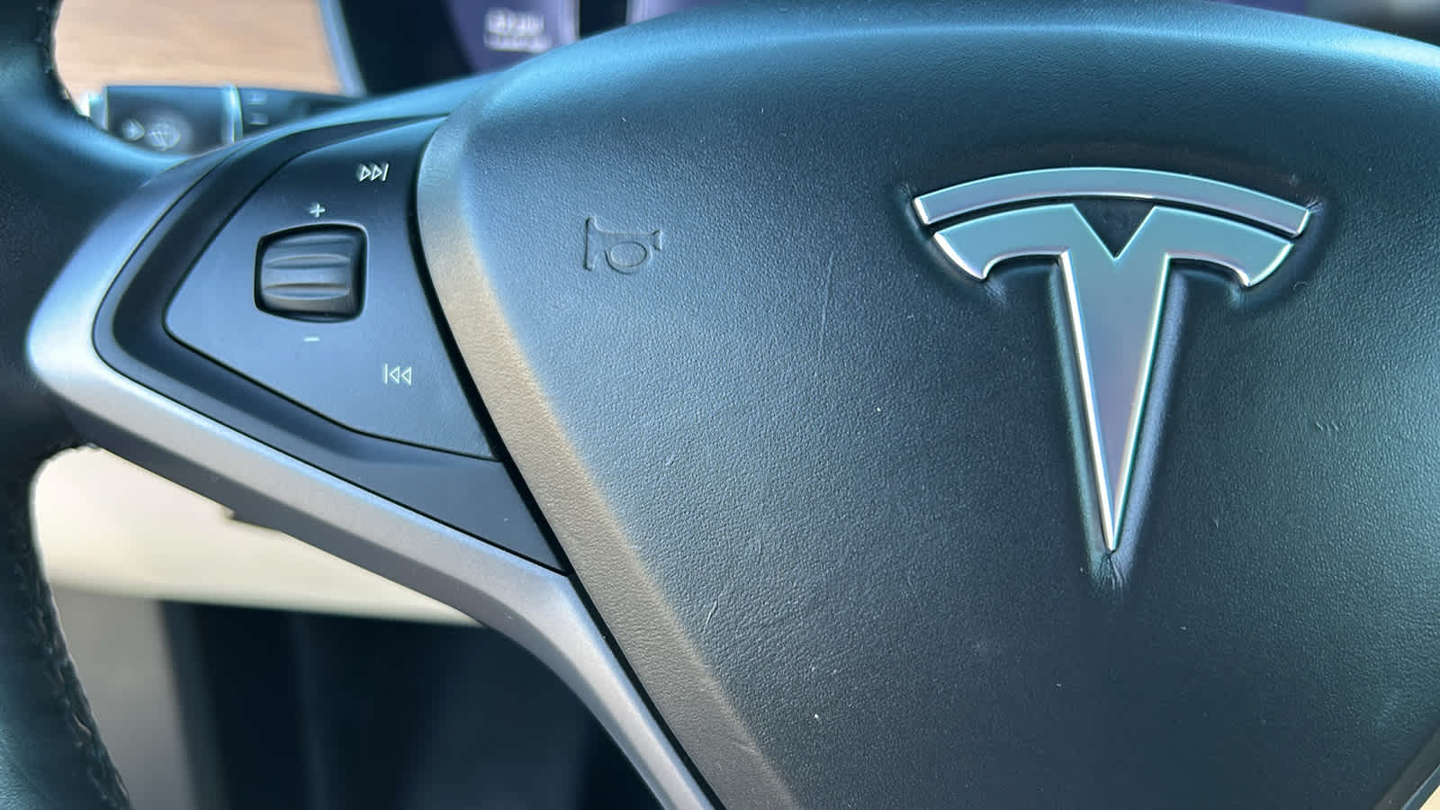 Thumbnail: 2020 Tesla Model X - 17
