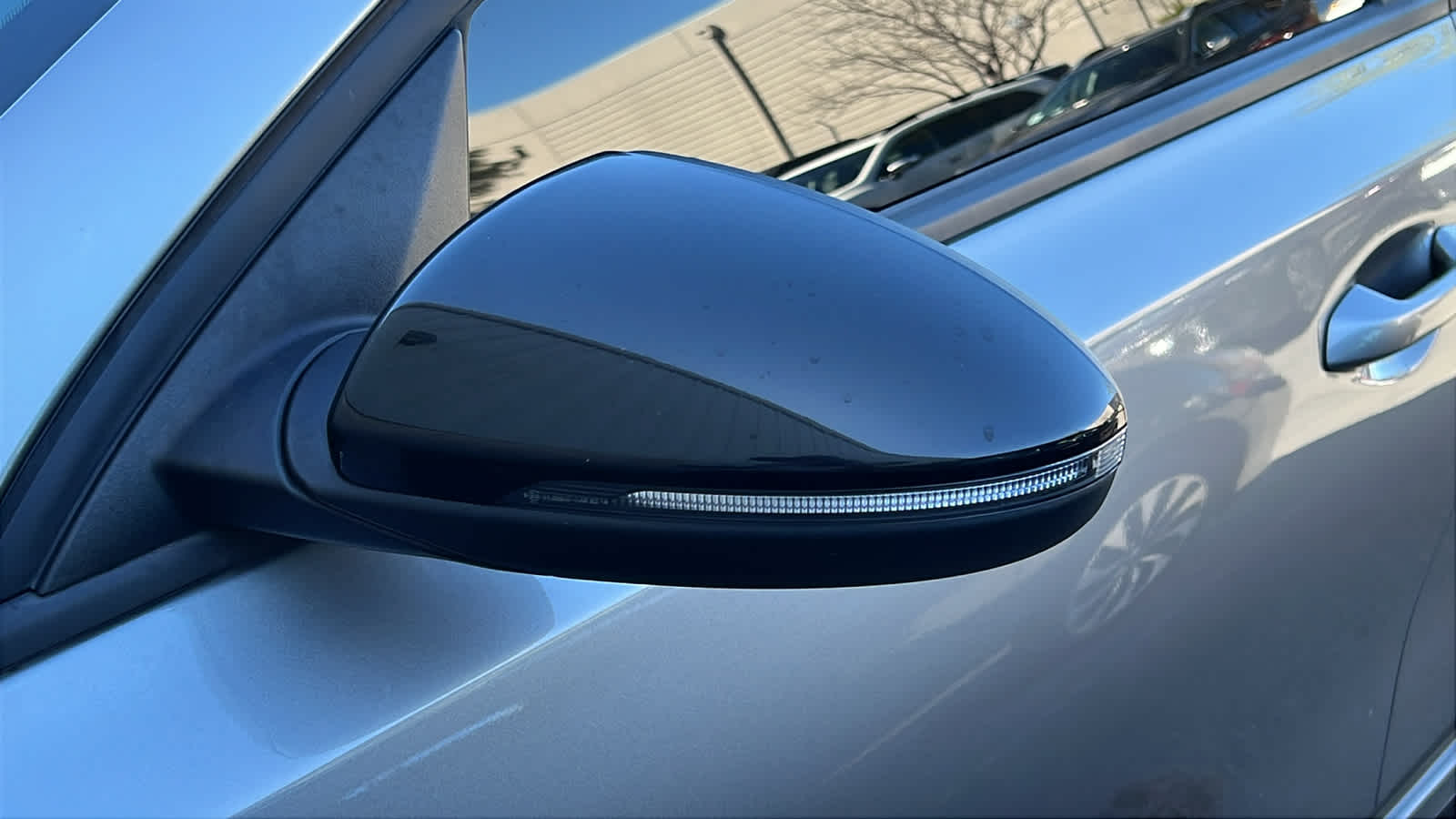 Thumbnail: 2023 Kia Forte - 4