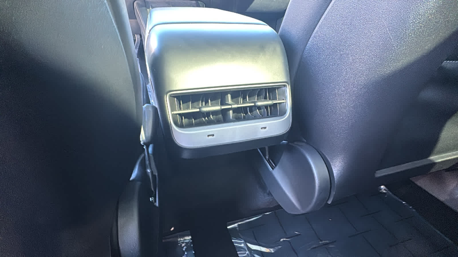 Thumbnail: 2023 Tesla Model Y - 23