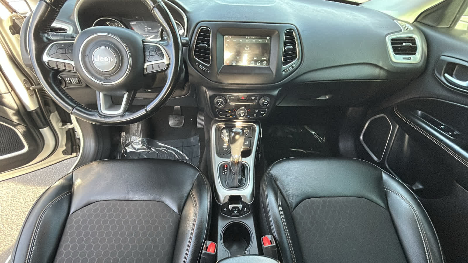 Thumbnail: 2019 Jeep Compass - 26