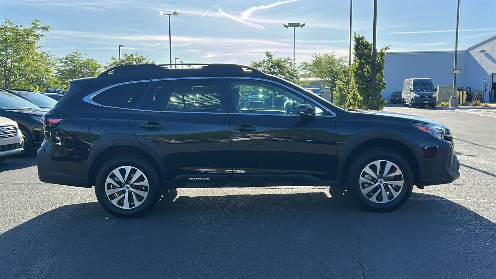 Thumbnail: 2025 Subaru Outback - 5
