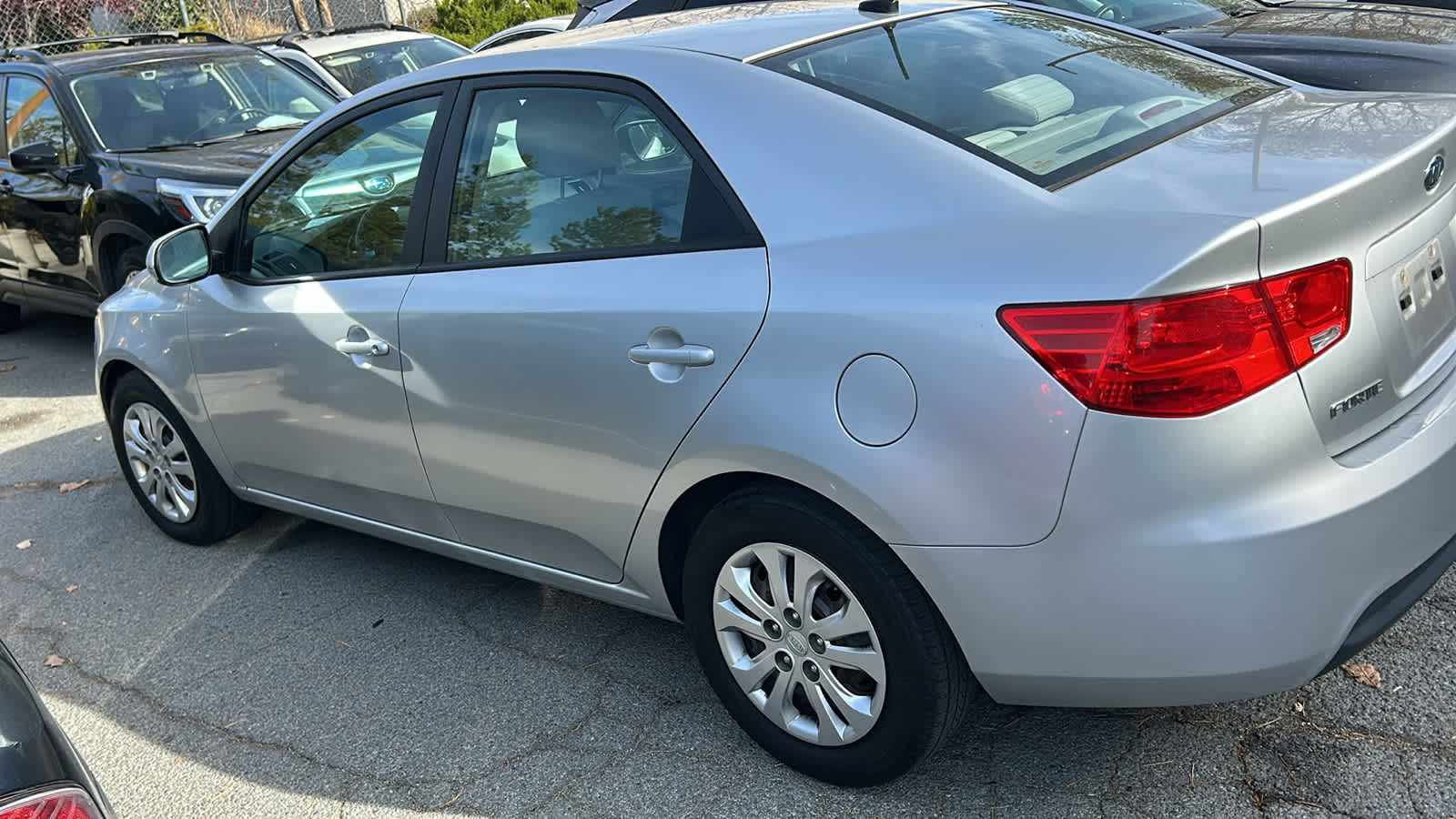 Thumbnail: 2011 Kia Forte - 8