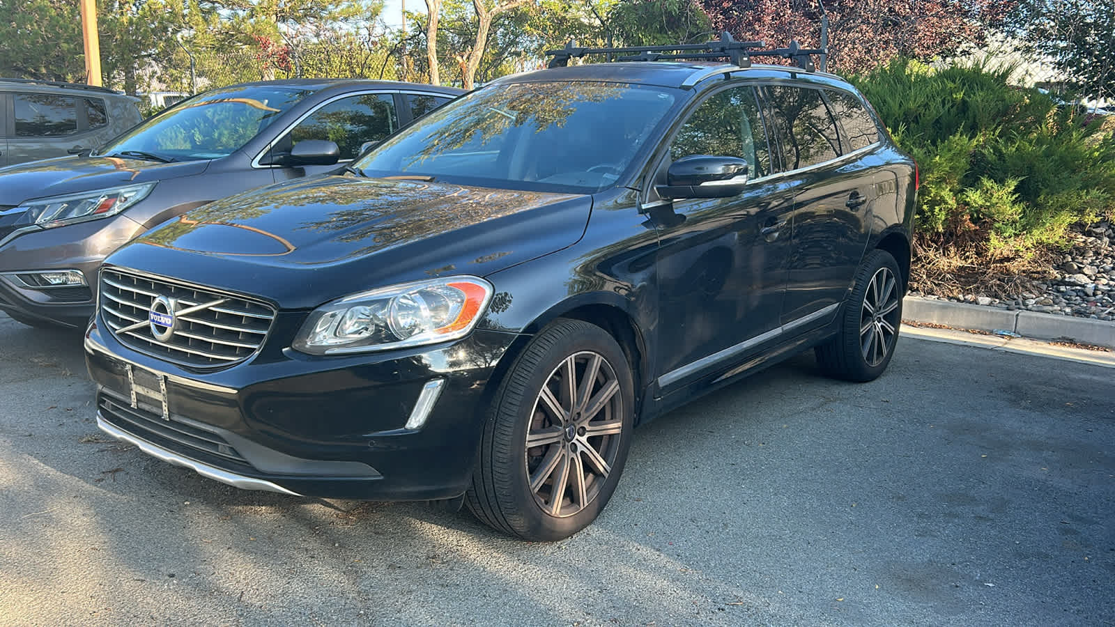 Thumbnail: 2015 Volvo XC60 - 1