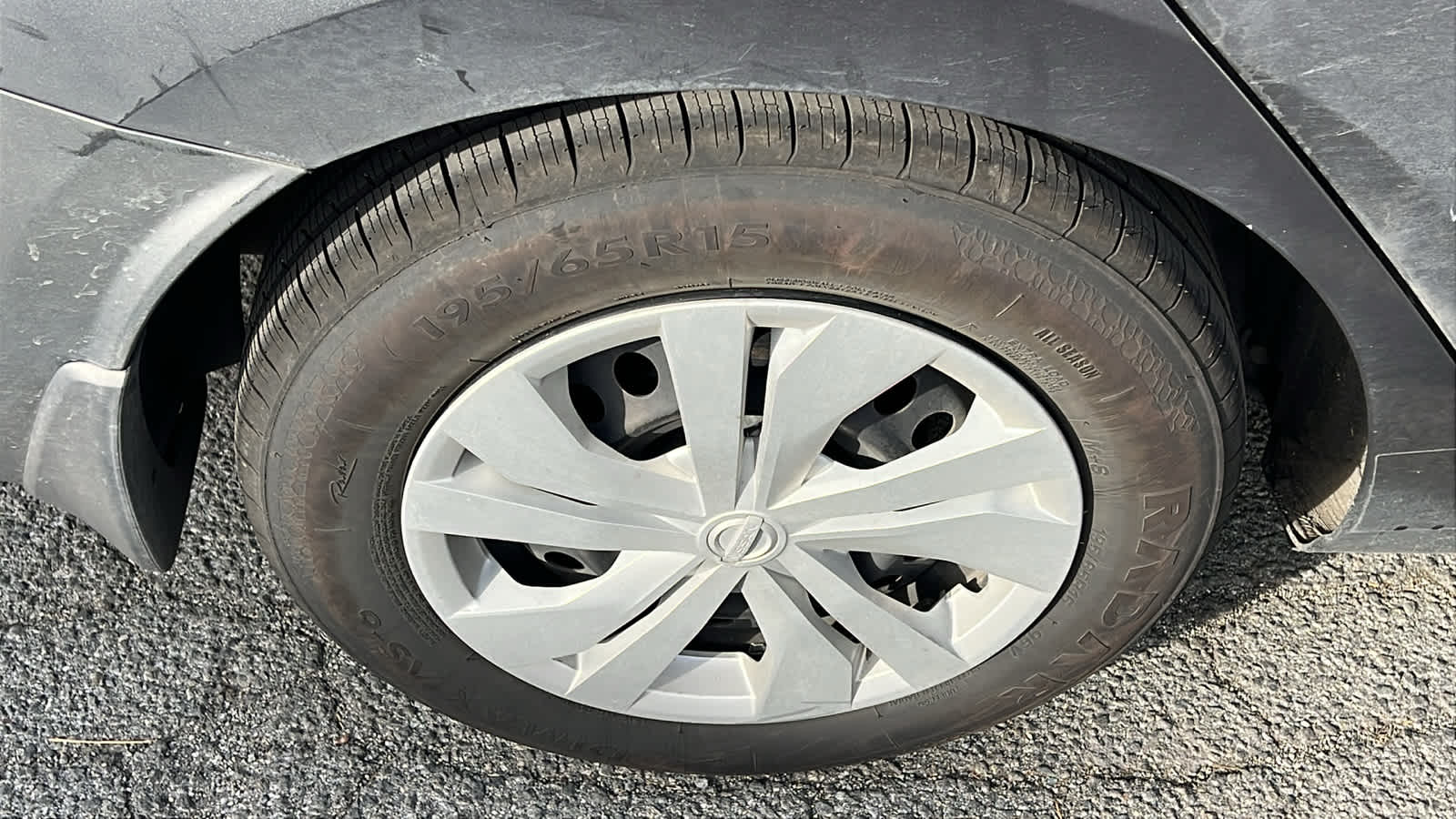 Thumbnail: 2020 Nissan Versa - 13