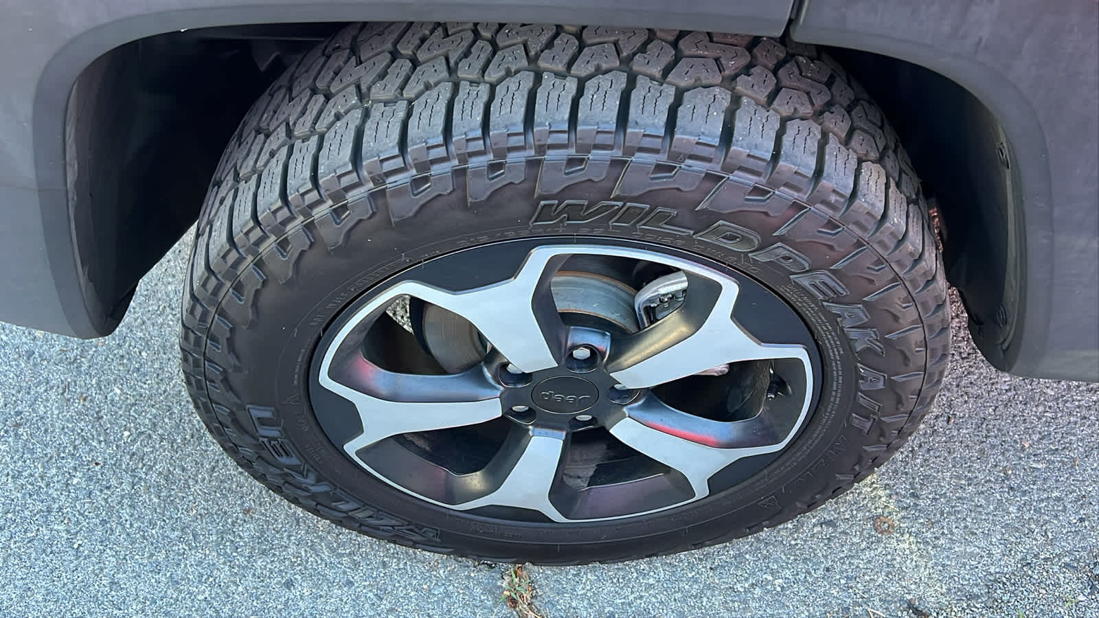 Thumbnail: 2021 Jeep Renegade - 11