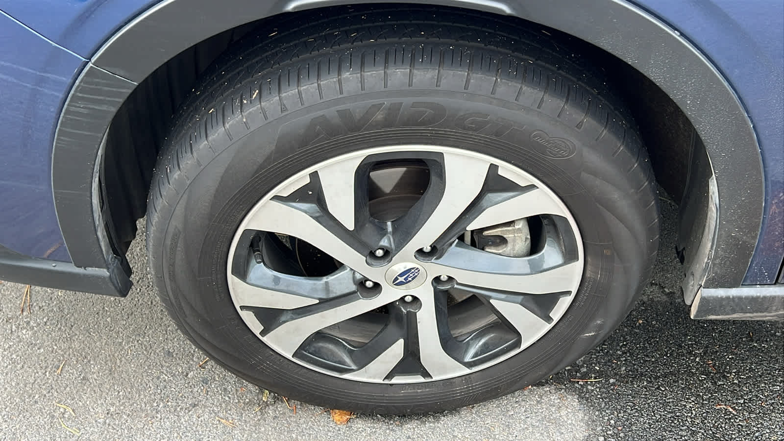 2021 Subaru Outback Touring photo 3