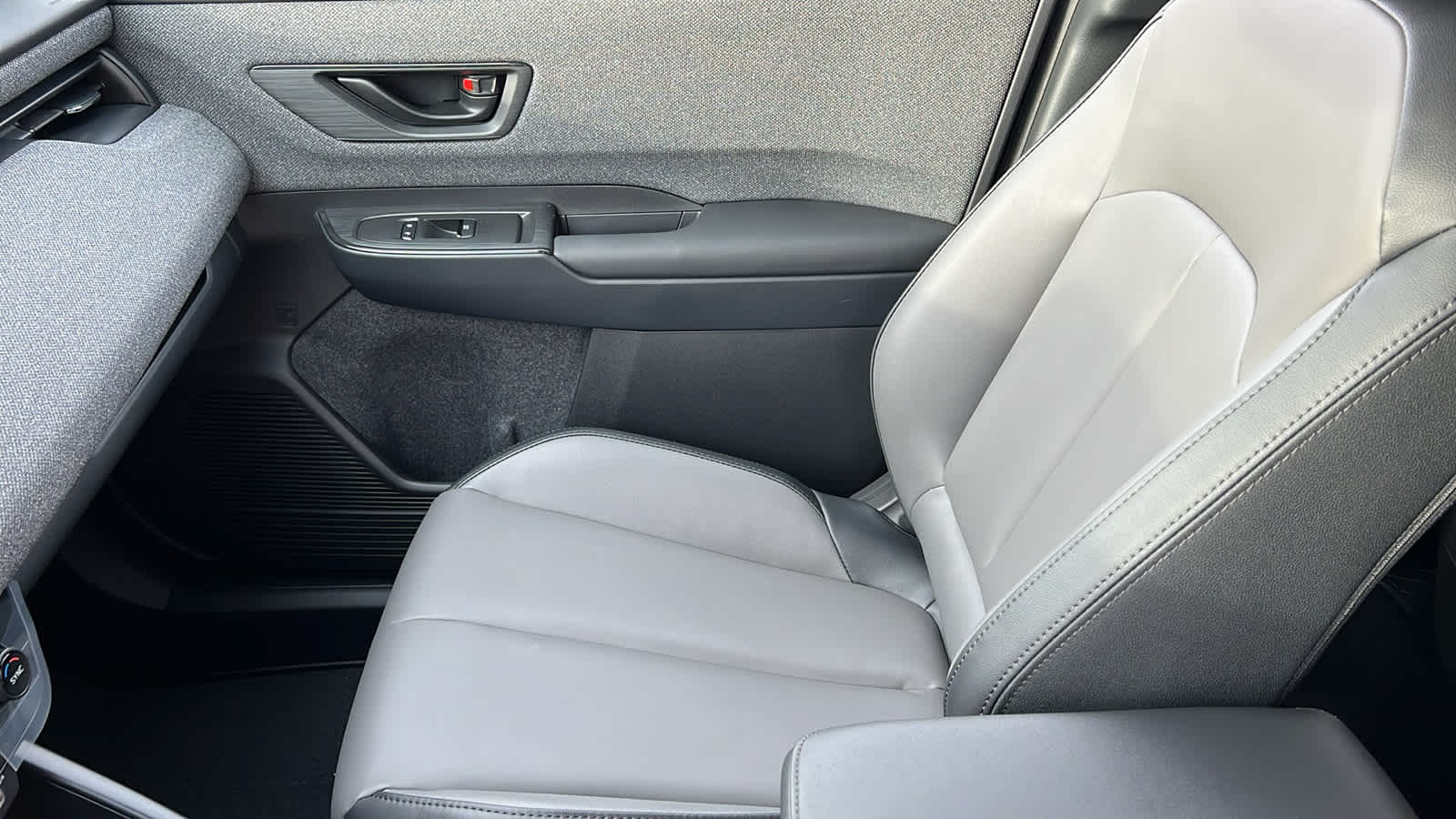 Thumbnail: 2026 Subaru Outback - 12