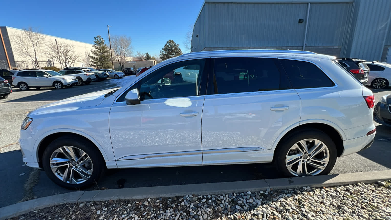 Thumbnail: 2020 Audi Q7 - 19