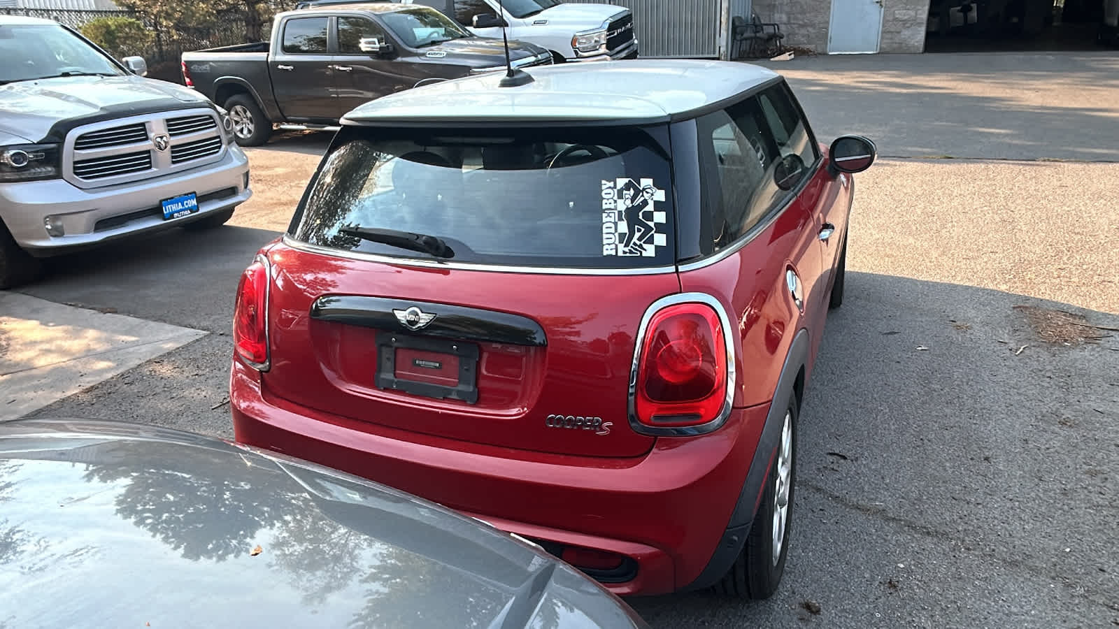 Thumbnail: 2017 MINI Cooper Hardtop - 14