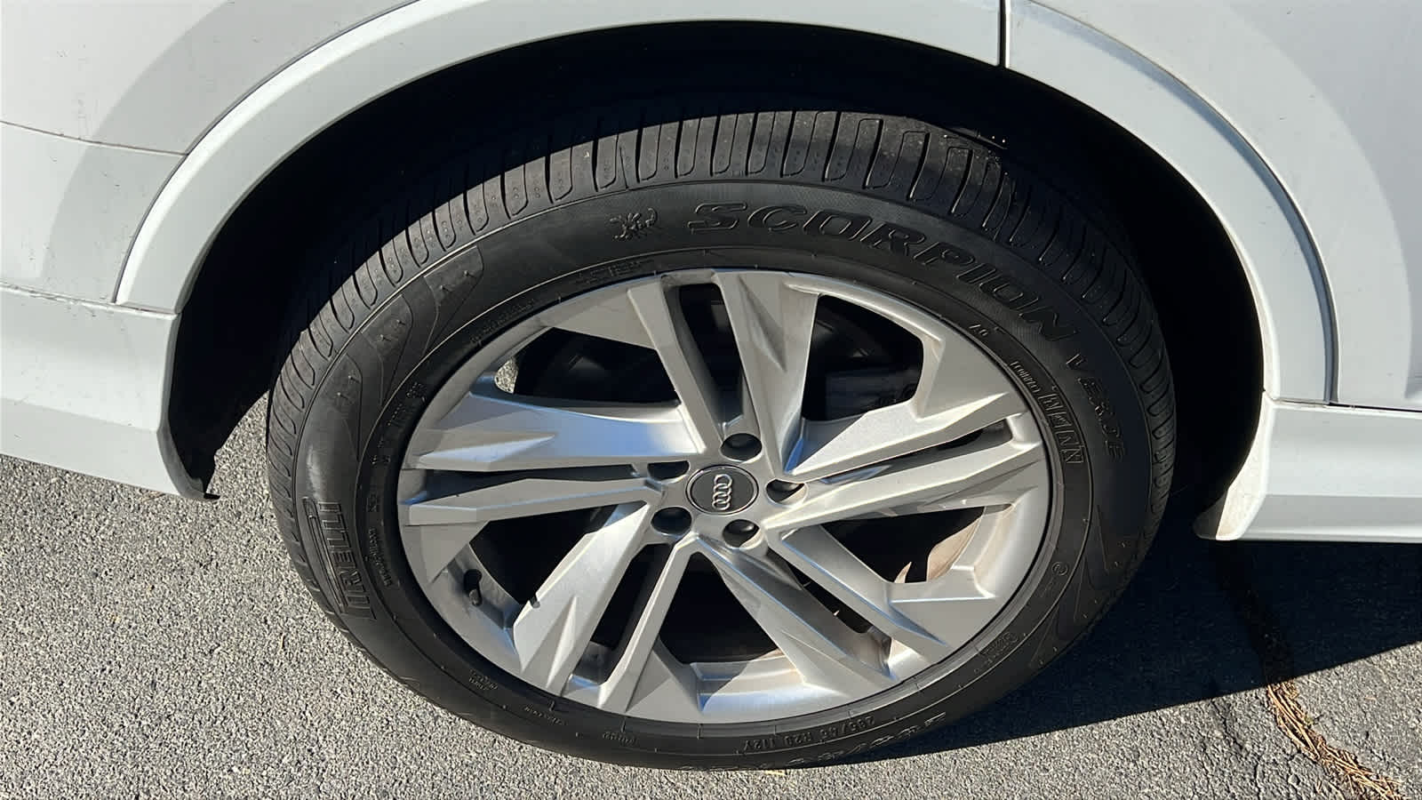 Thumbnail: 2020 Audi Q7 - 9