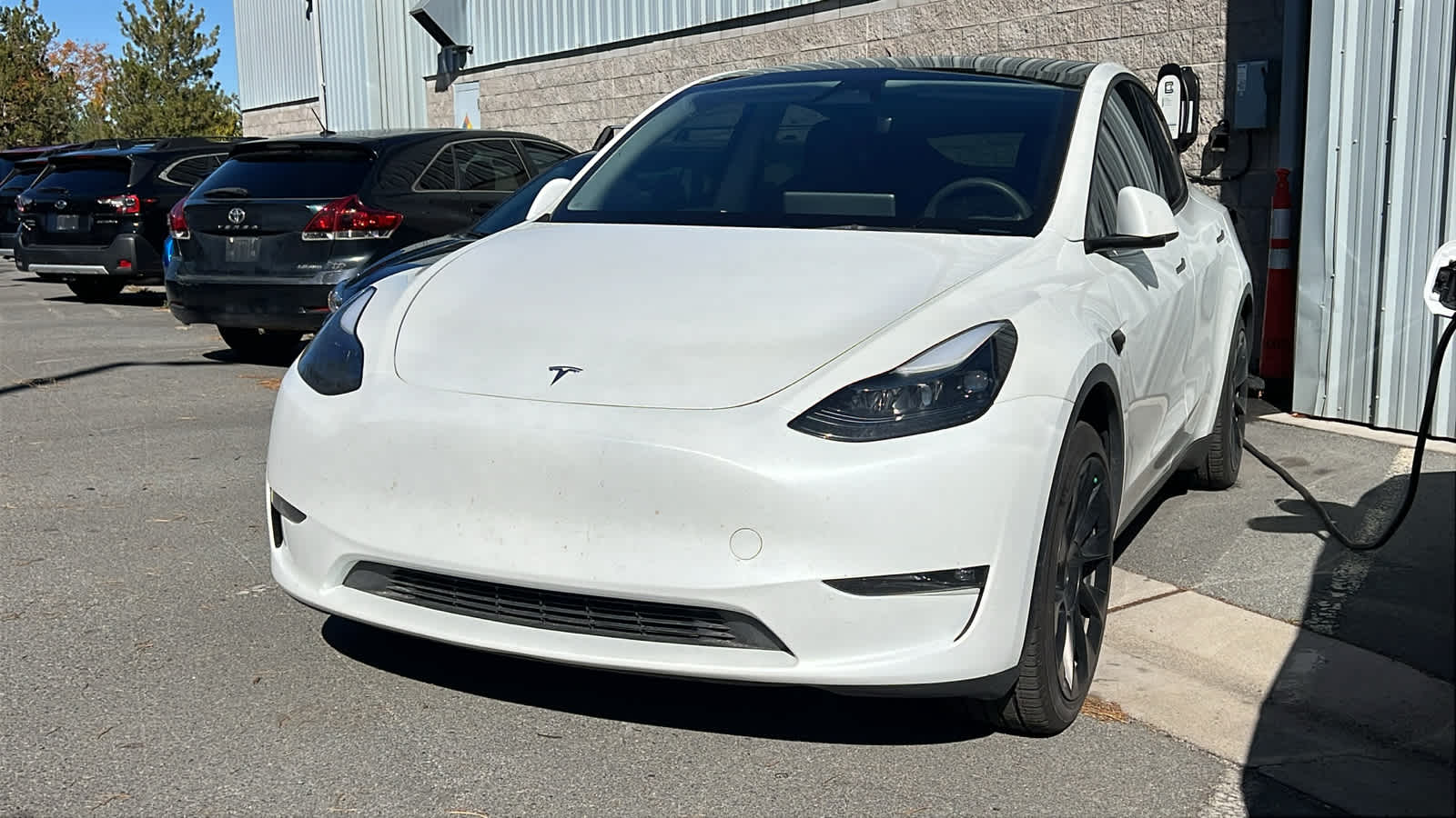 Thumbnail: 2023 Tesla Model Y - 1