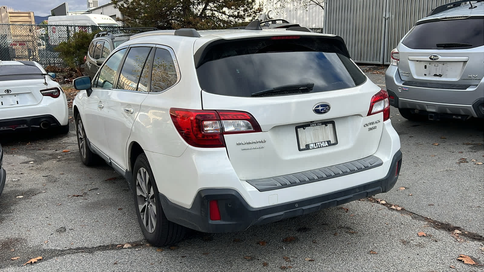 Thumbnail: 2018 Subaru Outback - 9