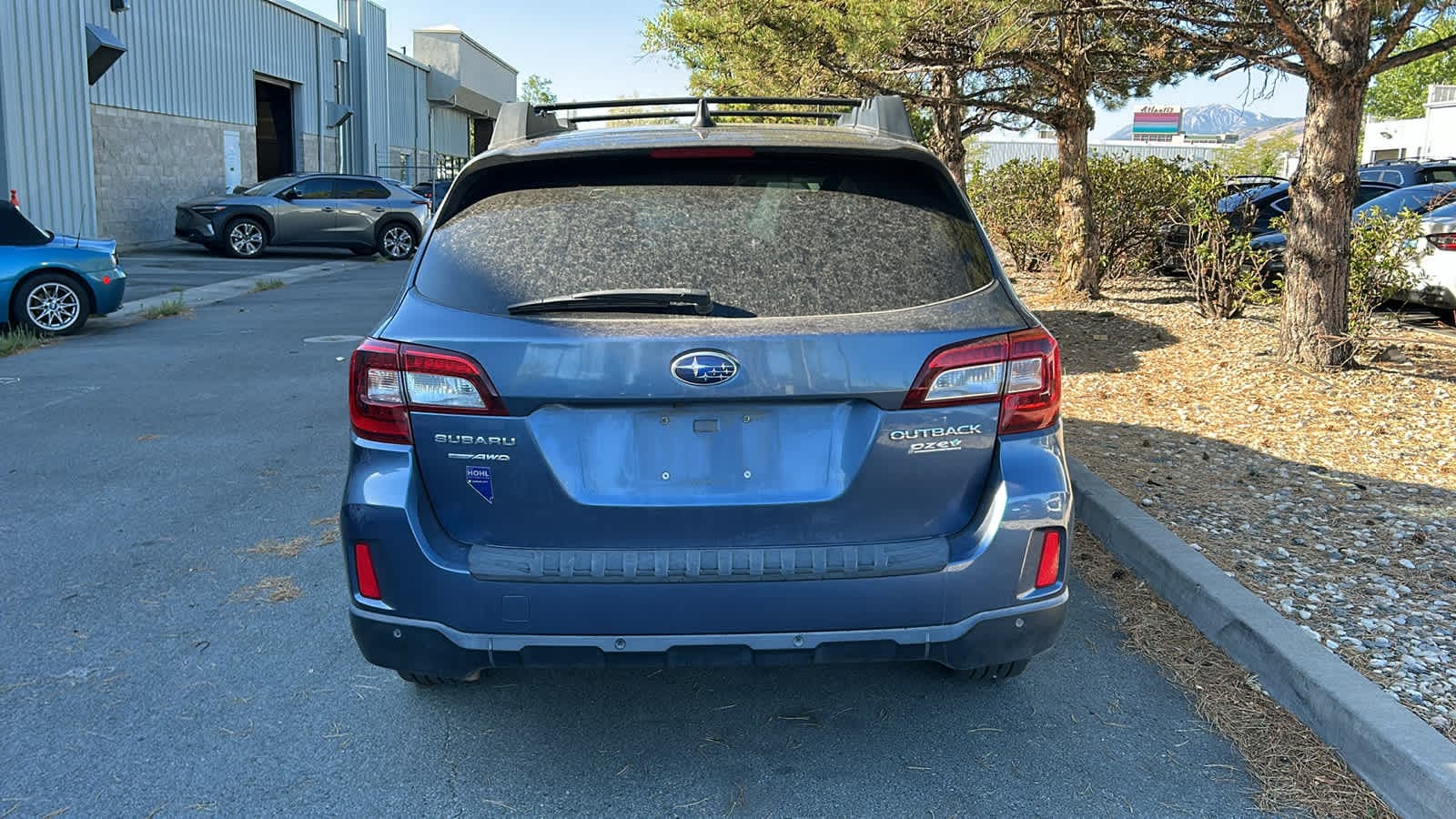 Thumbnail: 2017 Subaru Outback - 11