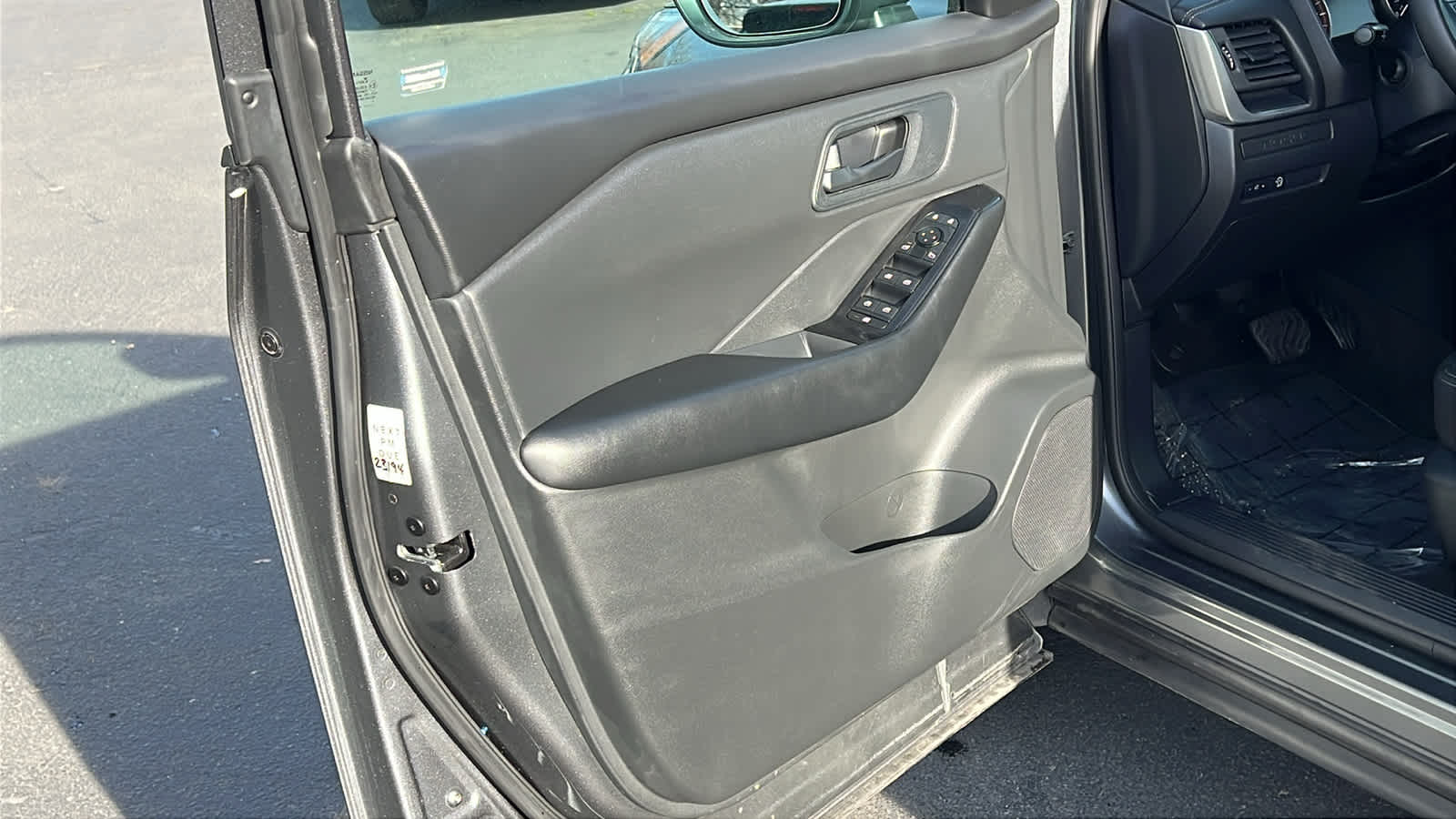 Thumbnail: 2024 Nissan Rogue - 20