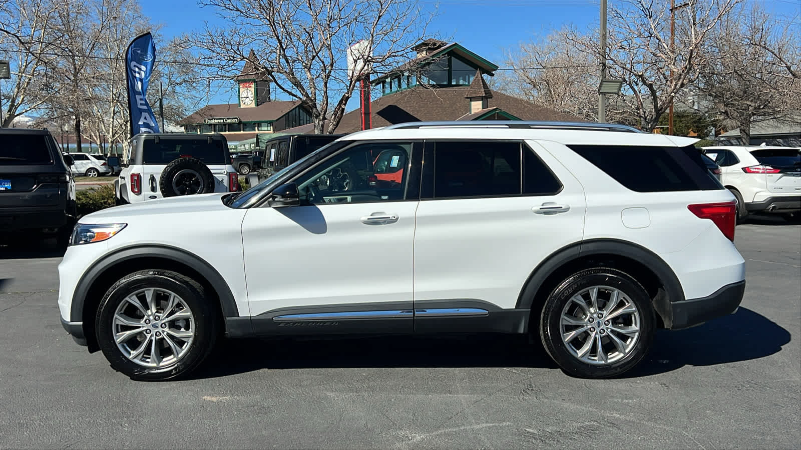 Thumbnail: 2022 Ford Explorer - 8