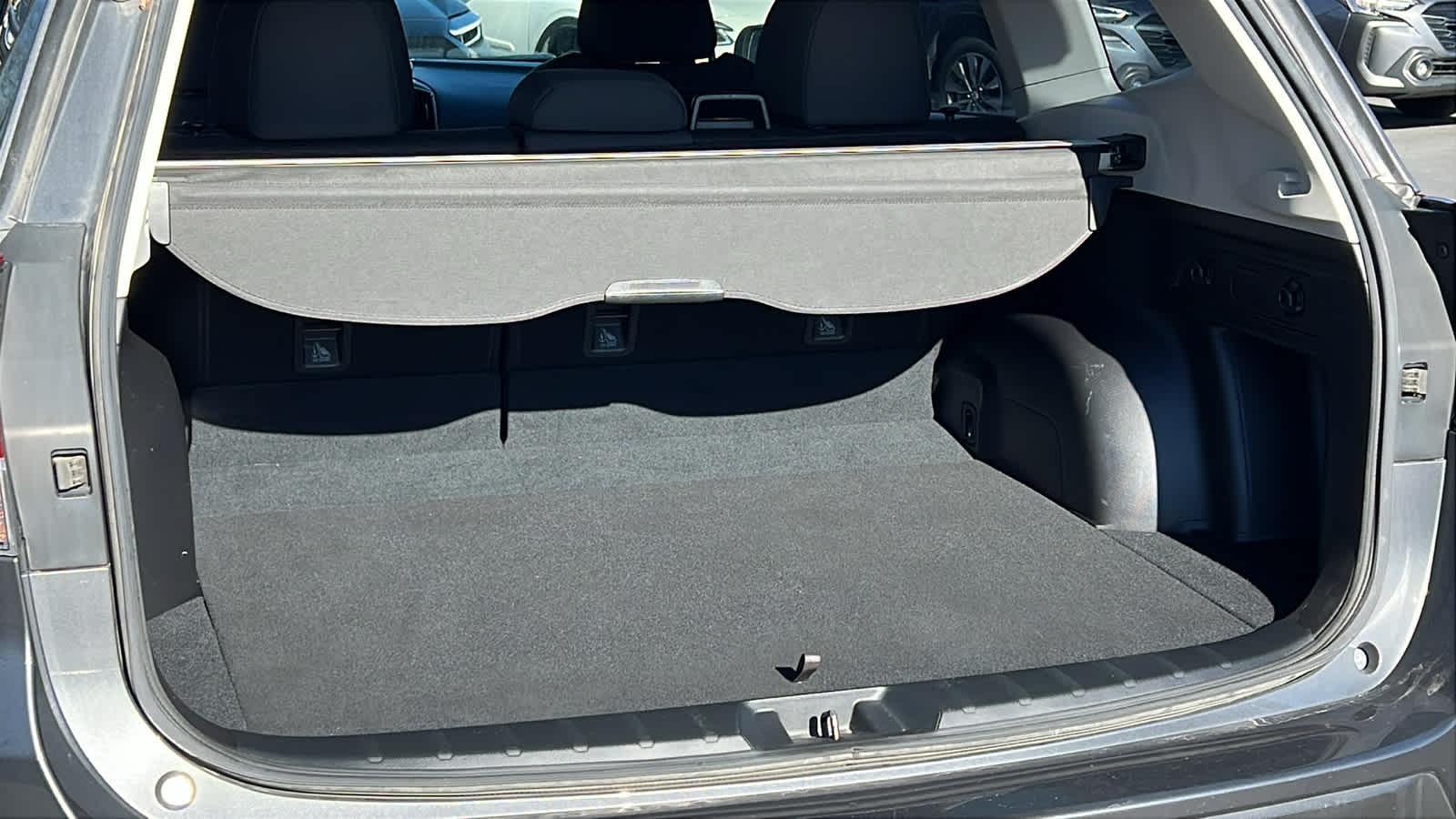 Thumbnail: 2020 Subaru Forester - 27