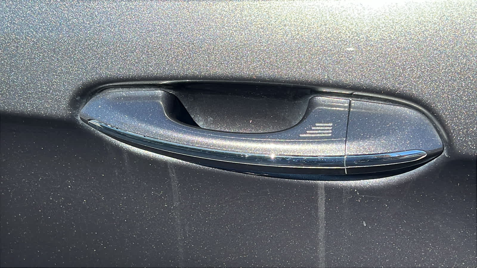 Thumbnail: 2016 Ford Edge - 16