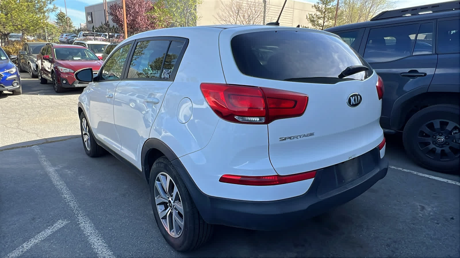 Thumbnail: 2016 Kia Sportage - 17