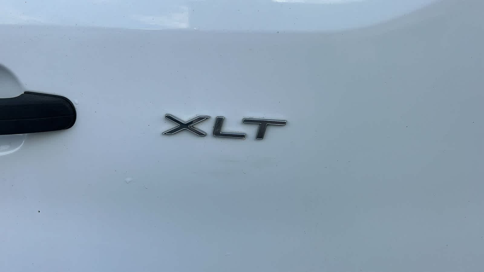 Thumbnail: 2017 Ford Transit Series - 8