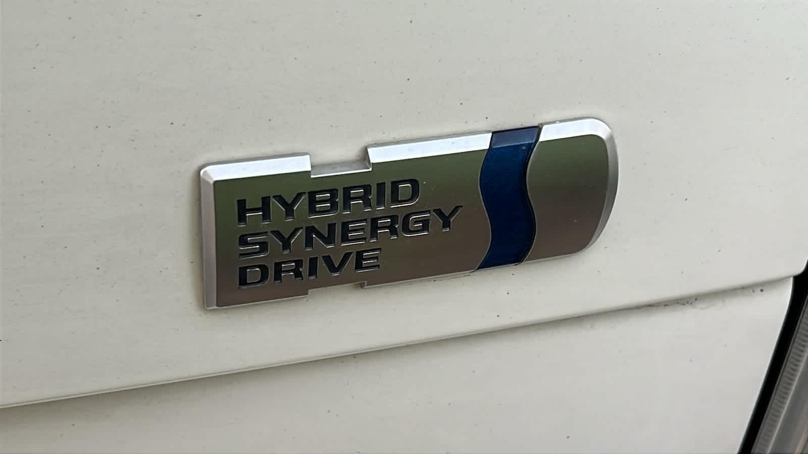 Thumbnail: 2013 Toyota Prius - 12