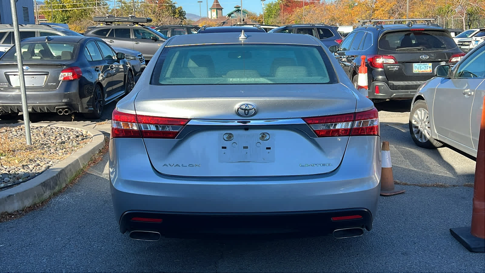 Thumbnail: 2015 Toyota Avalon - 14