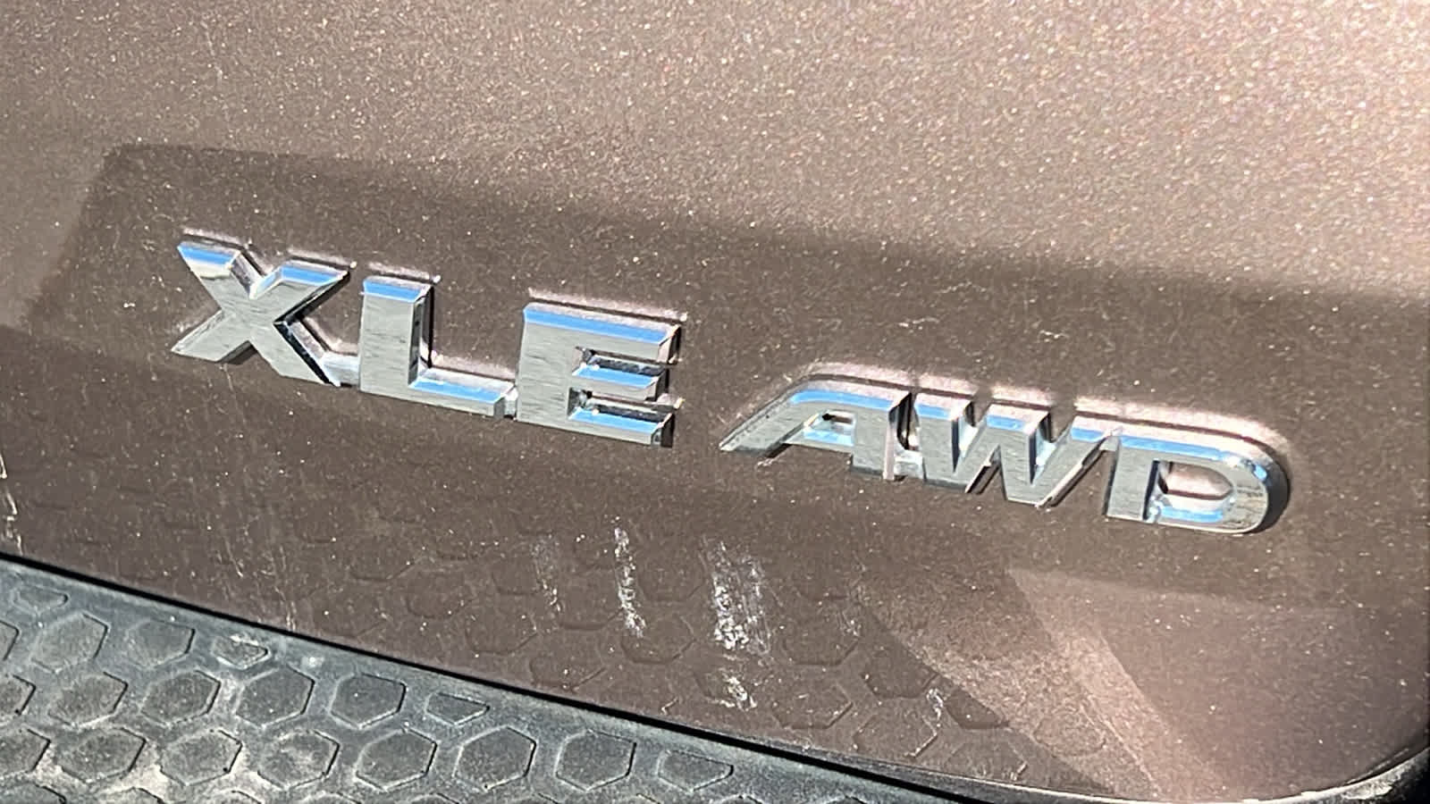 Thumbnail: 2018 Toyota Highlander - 14