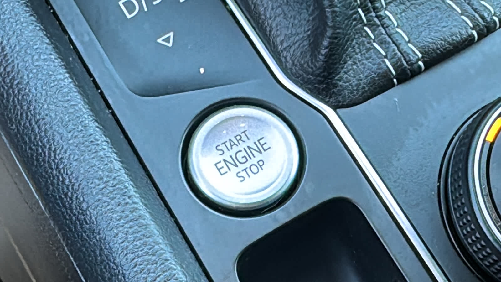 Thumbnail: 2021 Volkswagen Atlas - 17