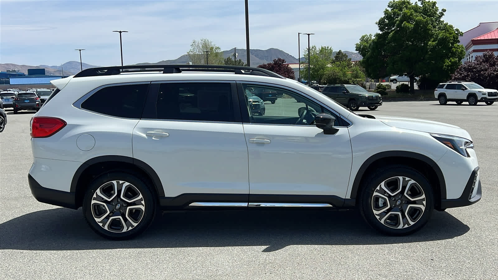 Thumbnail: 2026 Subaru Ascent - 4