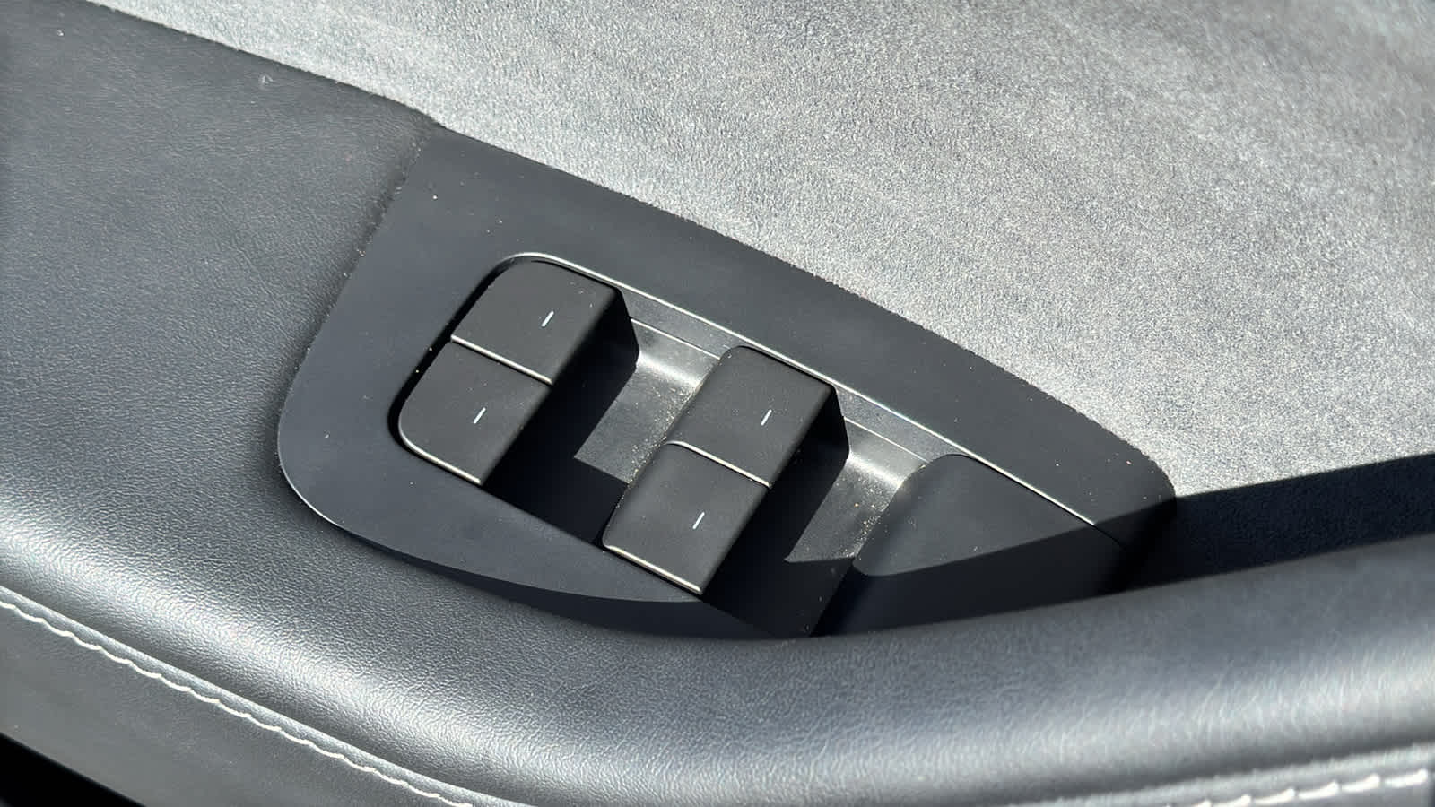 Thumbnail: 2023 Tesla Model Y - 20