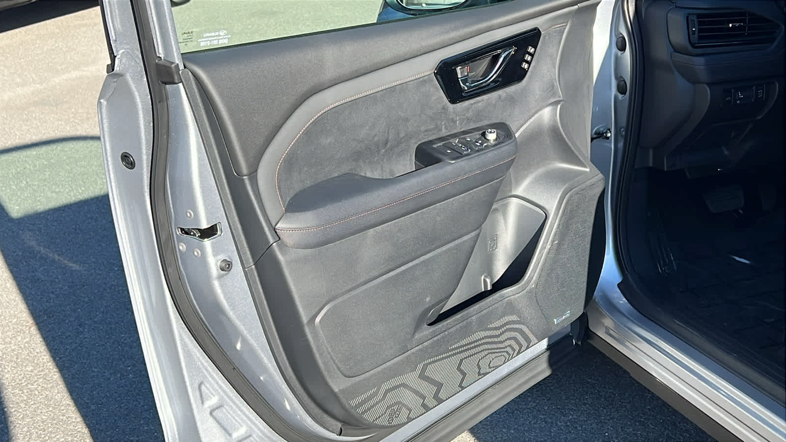 Thumbnail: 2026 Subaru Forester - 23