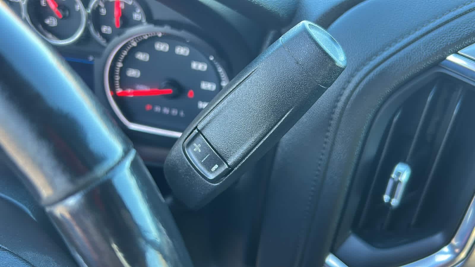 Thumbnail: 2021 Chevrolet Silverado 1500 - 12