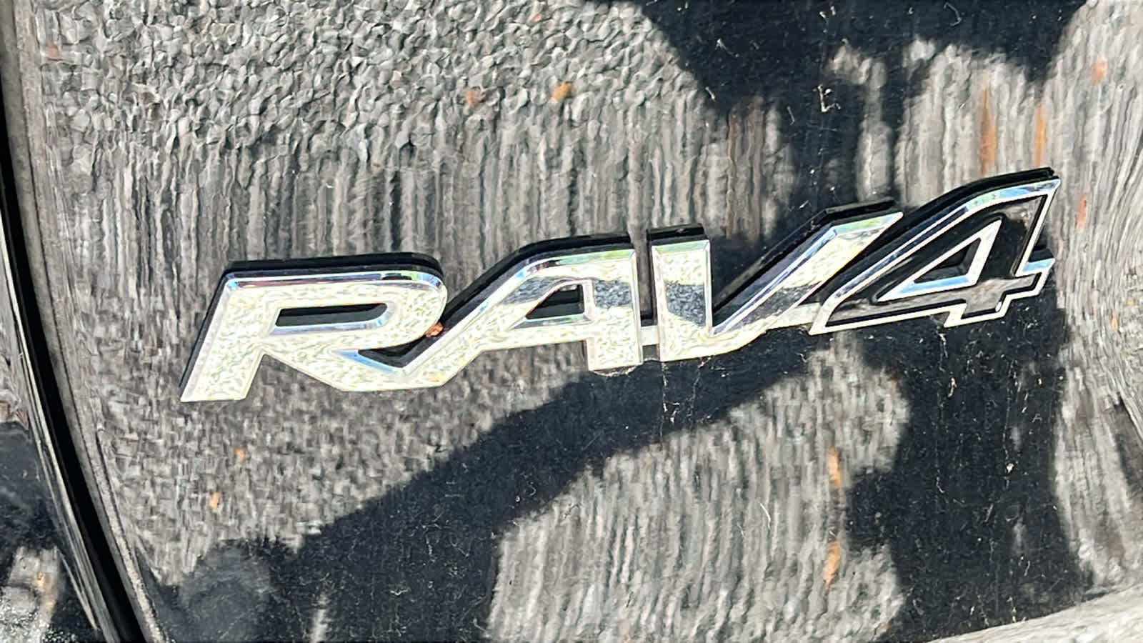 Thumbnail: 2023 Toyota RAV4 - 17