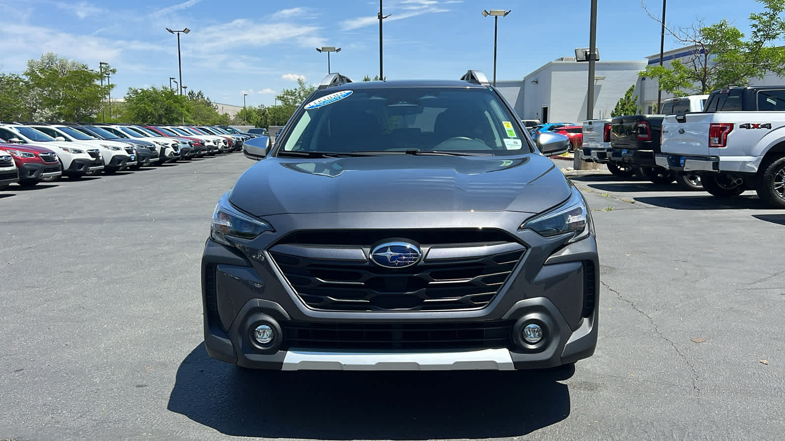2024 Subaru Outback Touring 2