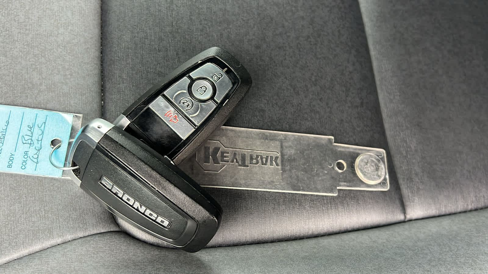 Thumbnail: 2022 Ford Bronco - 20