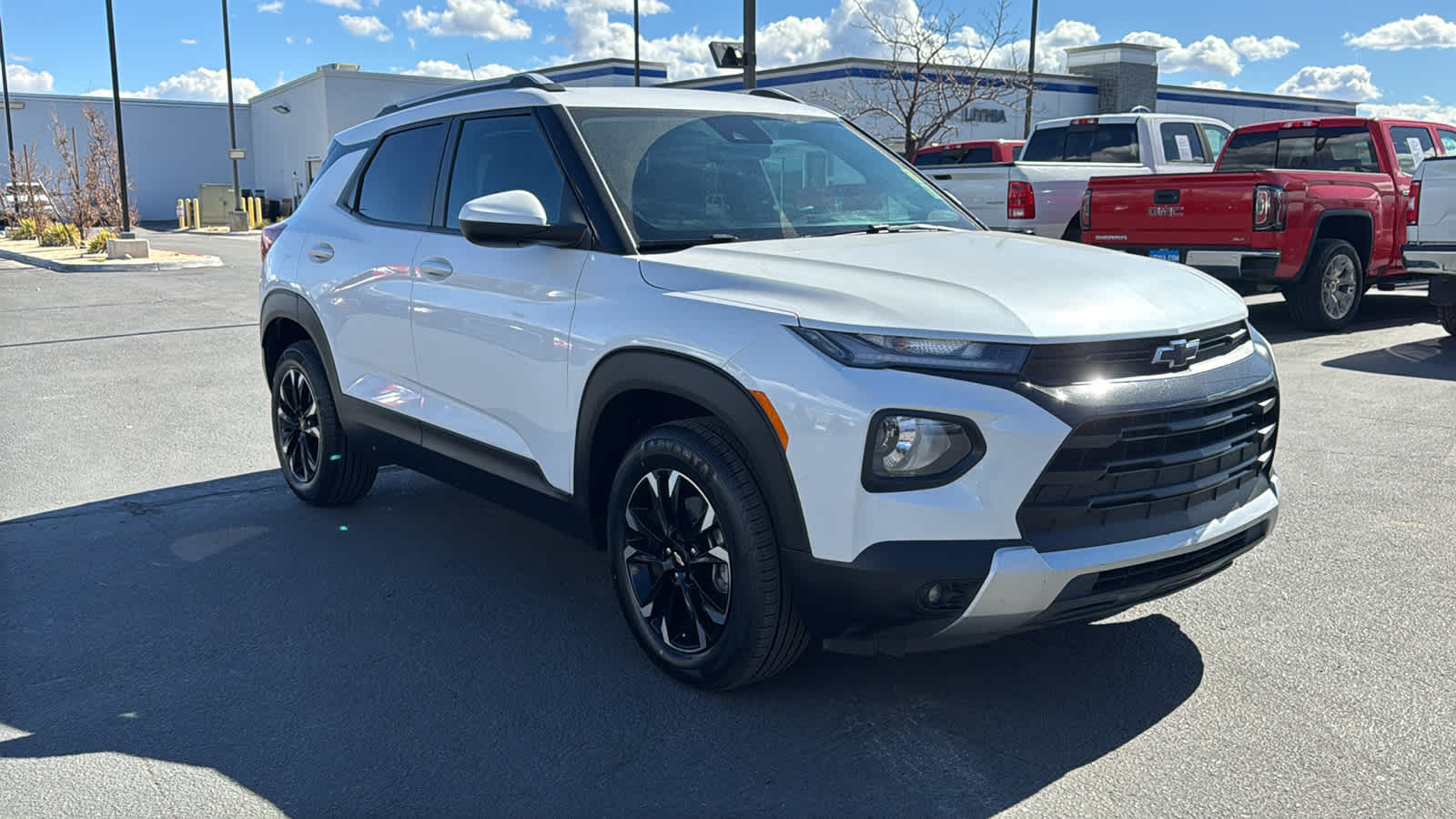 Thumbnail: 2022 Chevrolet TrailBlazer - 3