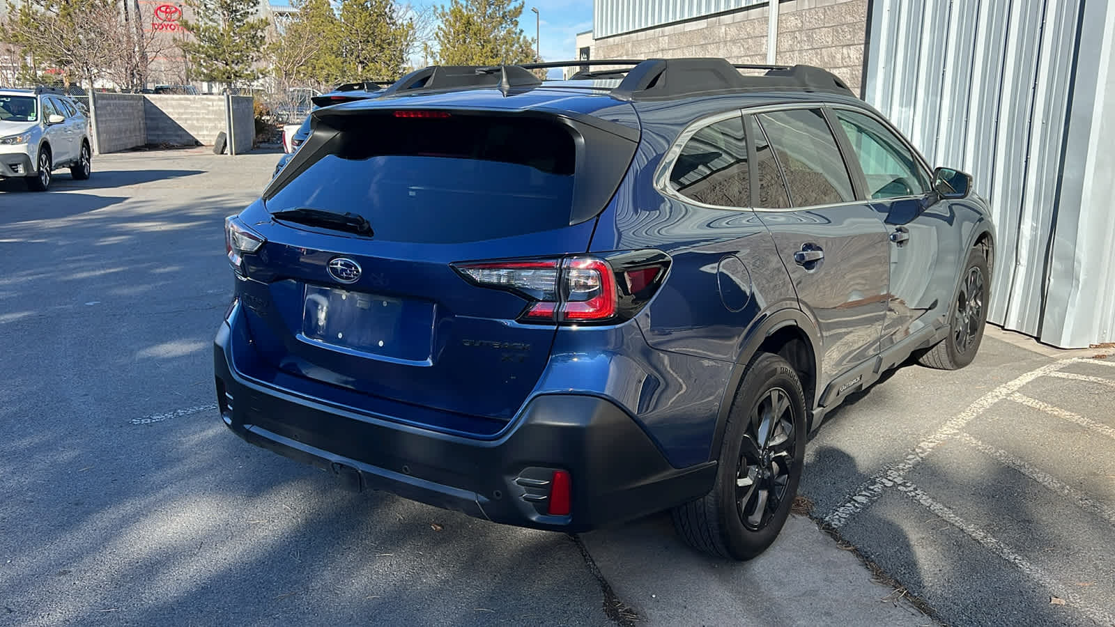 Thumbnail: 2021 Subaru Outback - 17